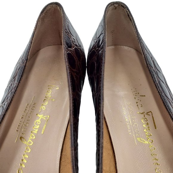 Salvatore Ferragamo Women 8 Brown Crocodile Embossed Leather Dress Vara Bow Heel - Picture 9 of 14